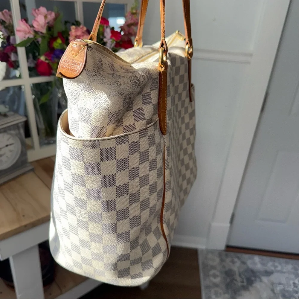 Authentic Louis Vuitton Totally GM Damier Azur Checkered Pattern Shoulder Bag - Picture 8 of 16